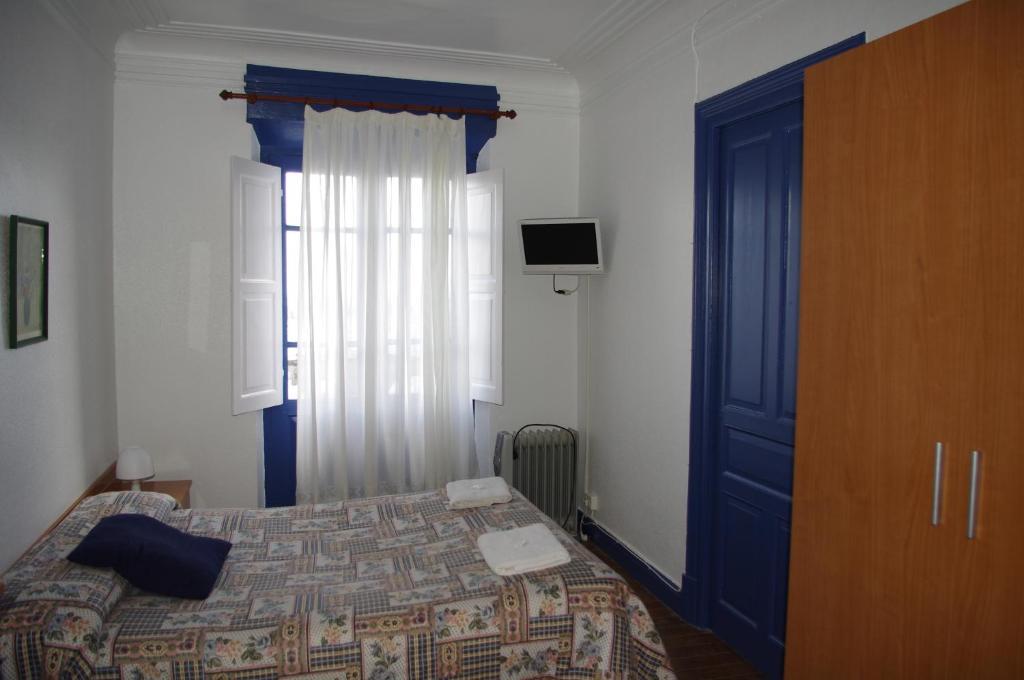 Pension "La Marina" Castro Urdiales Extérieur photo