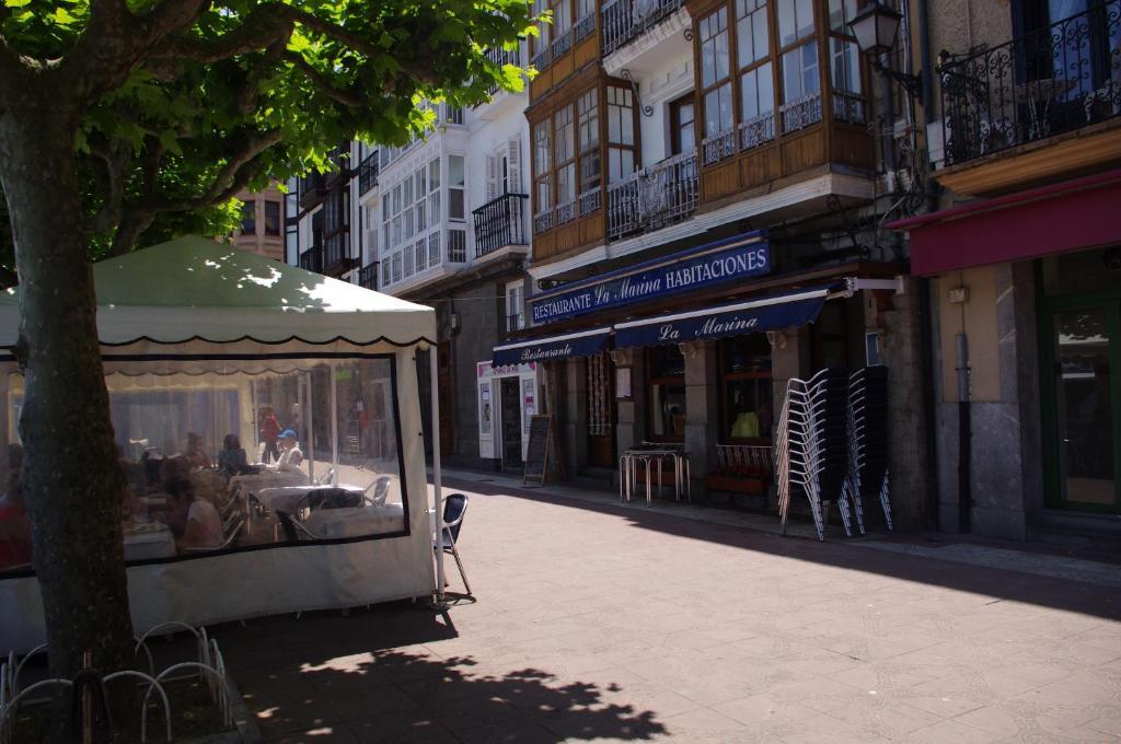 Pension "La Marina" Castro Urdiales Extérieur photo
